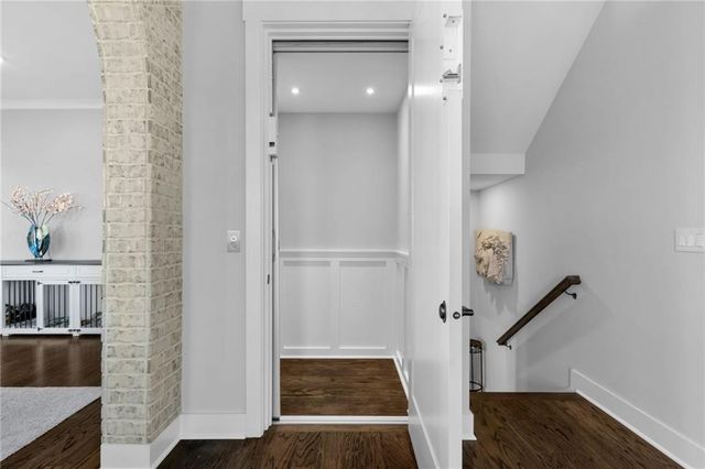 605 S Club Drive, Woodstock, GA 30188