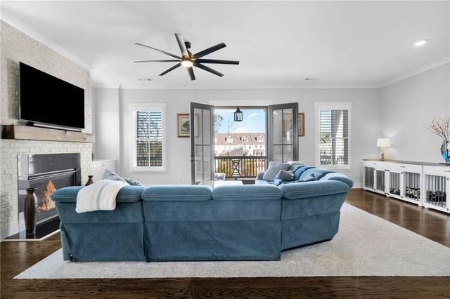 605 S Club Drive, Woodstock, GA 30188