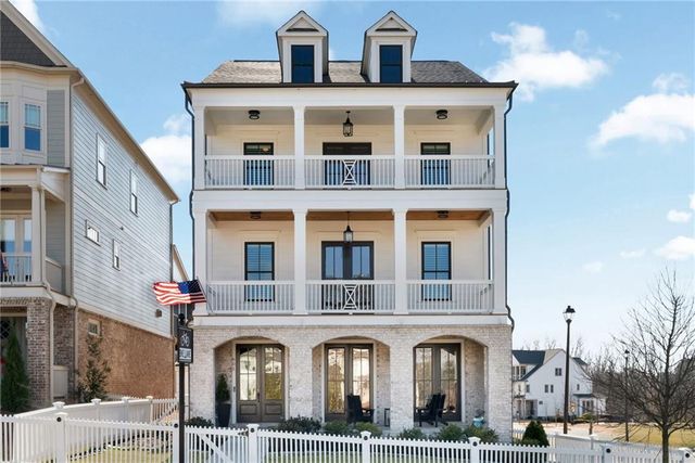 605 S Club Drive, Woodstock, GA 30188