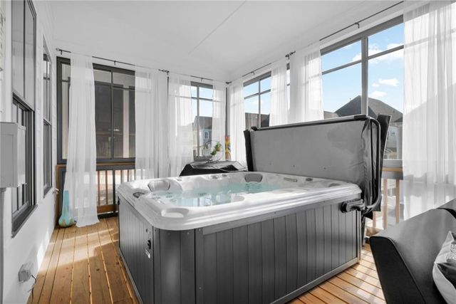 605 S Club Drive, Woodstock, GA 30188