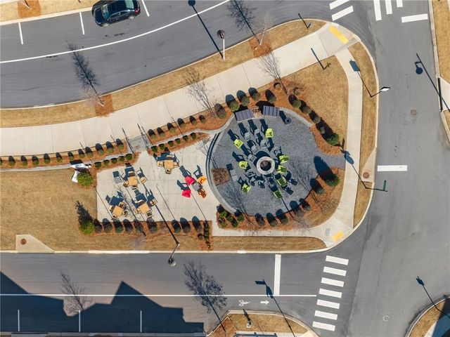 605 S Club Drive, Woodstock, GA 30188