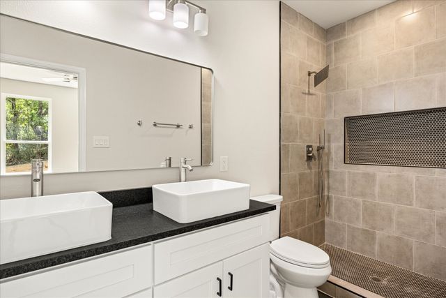3114 Sabine River Trail, Granbury, TX 76048
