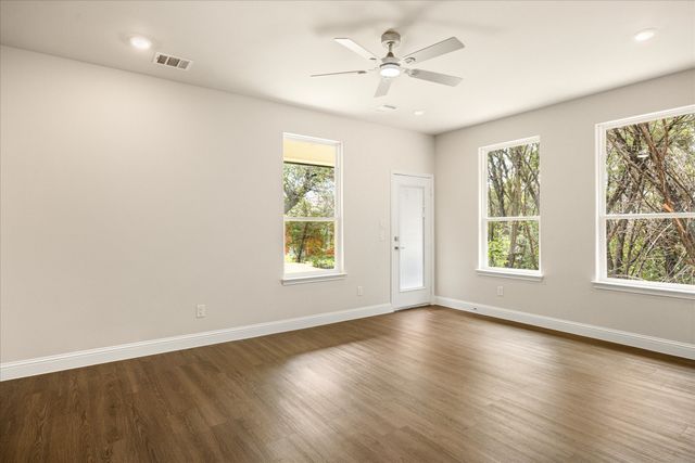 3114 Sabine River Trail, Granbury, TX 76048