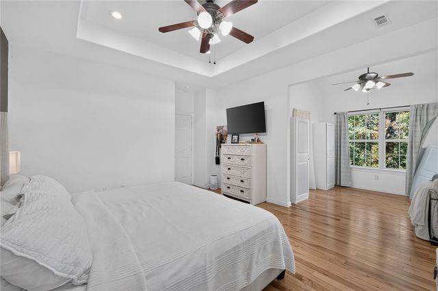 6 Burns Circle, Bella Vista, AR 72714