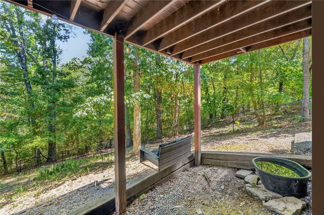 6 Burns Circle, Bella Vista, AR 72714
