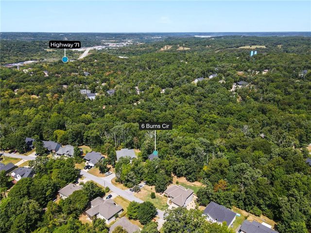 6 Burns Circle, Bella Vista, AR 72714