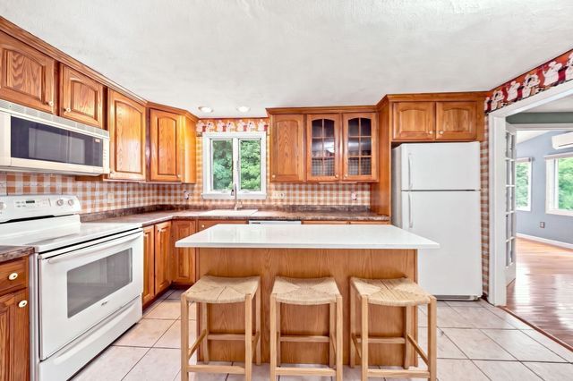 299 Old Westford Road, Chelmsford, MA 01863