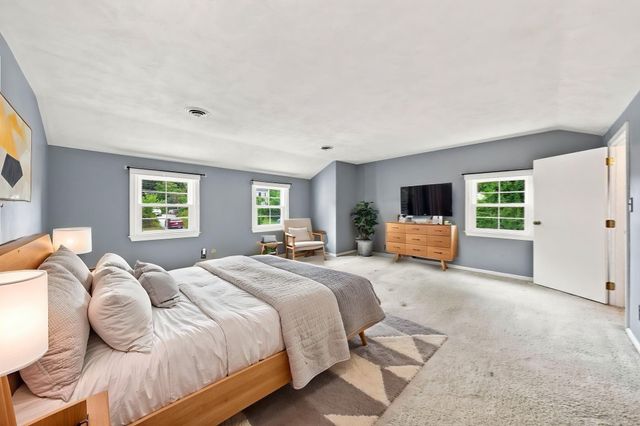 299 Old Westford Road, Chelmsford, MA 01863