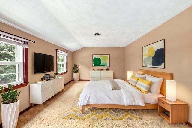 299 Old Westford Road, Chelmsford, MA 01863