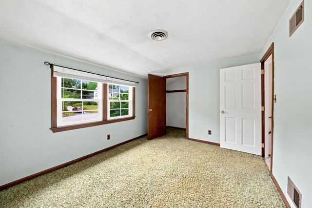 299 Old Westford Road, Chelmsford, MA 01863