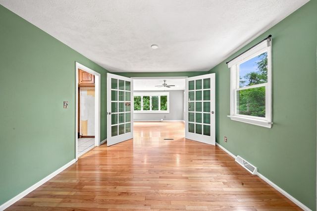 299 Old Westford Road, Chelmsford, MA 01863