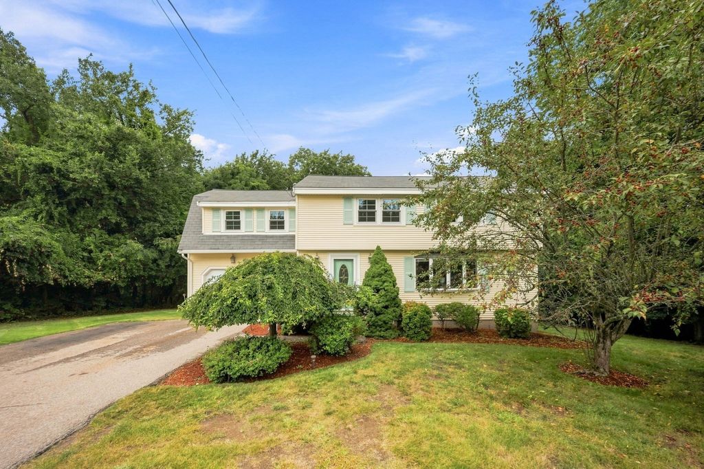 299 Old Westford Road, Chelmsford, MA 01863