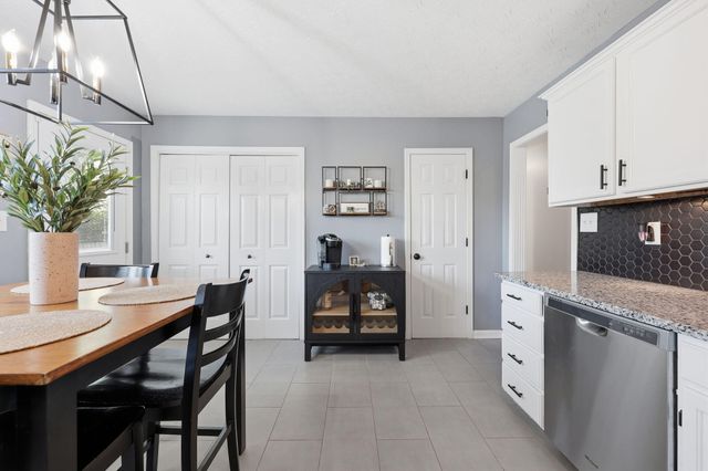 1165 Bay Meadows Drive, Lexington, KY 40514