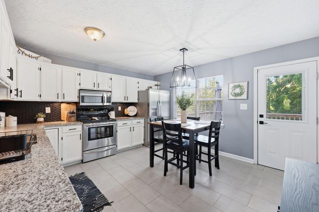1165 Bay Meadows Drive, Lexington, KY 40514