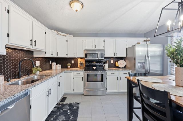1165 Bay Meadows Drive, Lexington, KY 40514