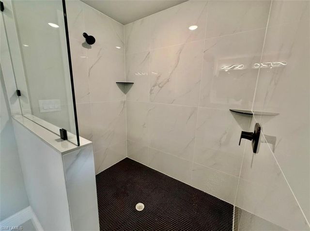 816 Michael AVE, Lehigh Acres, FL 33936