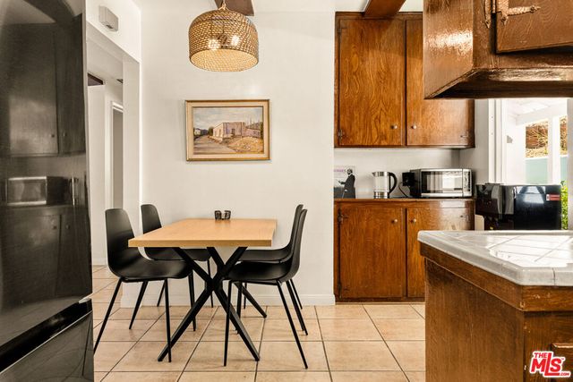 2485 Benedict Canyon Drive, Los Angeles, CA 90210