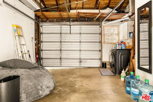 2485 Benedict Canyon Drive, Los Angeles, CA 90210
