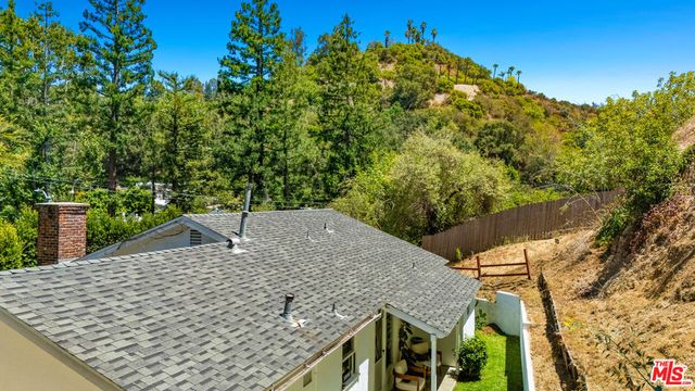 2485 Benedict Canyon Drive, Los Angeles, CA 90210