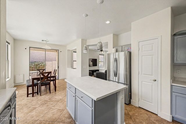 3859 E FAIRVIEW Street, Gilbert, AZ 85295