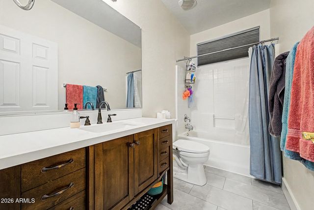 3859 E FAIRVIEW Street, Gilbert, AZ 85295
