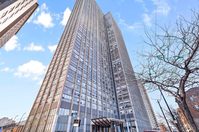 655 W Irving Park Road 905, Chicago, IL 60613
