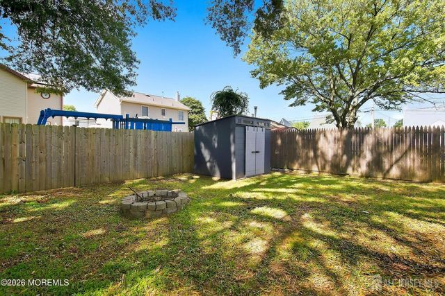 5 Rose Terrace, Hazlet, NJ 07734