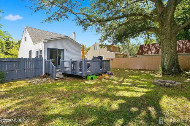 5 Rose Terrace, Hazlet, NJ 07734