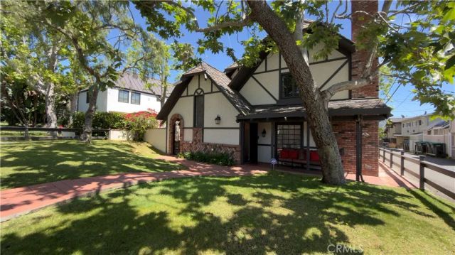 327 Aster, Laguna Beach, CA 92651