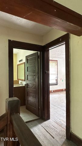 2459 Old State Route 34, Limestone, TN 37681