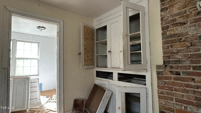 2459 Old State Route 34, Limestone, TN 37681