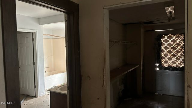 2459 Old State Route 34, Limestone, TN 37681