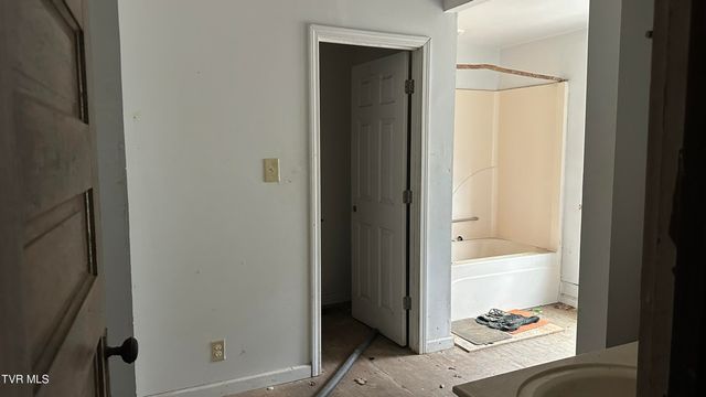 2459 Old State Route 34, Limestone, TN 37681