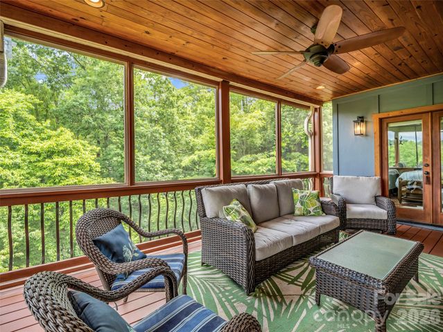 334 Willow Top Lane, Lake Lure, NC 28746