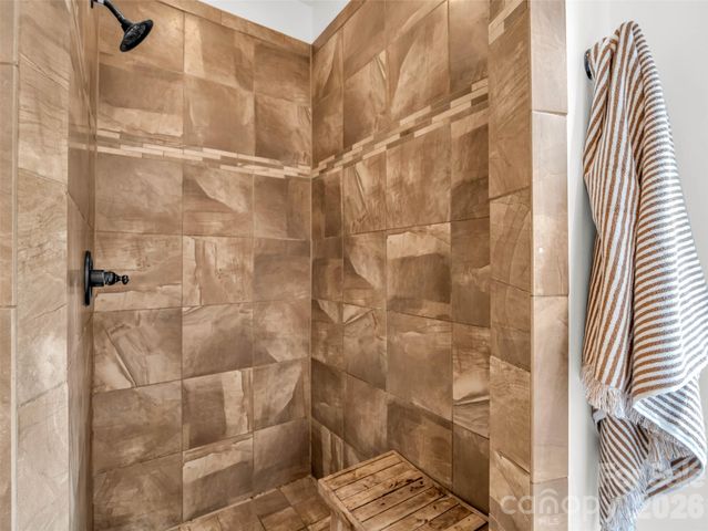 334 Willow Top Lane, Lake Lure, NC 28746