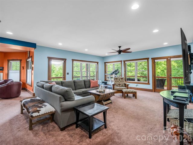 334 Willow Top Lane, Lake Lure, NC 28746