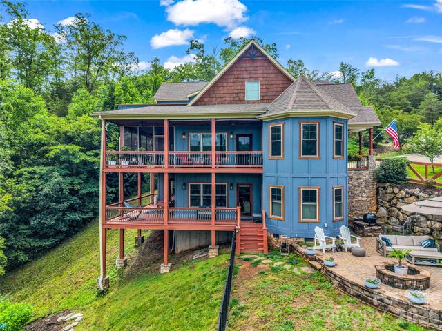 334 Willow Top Lane, Lake Lure, NC 28746