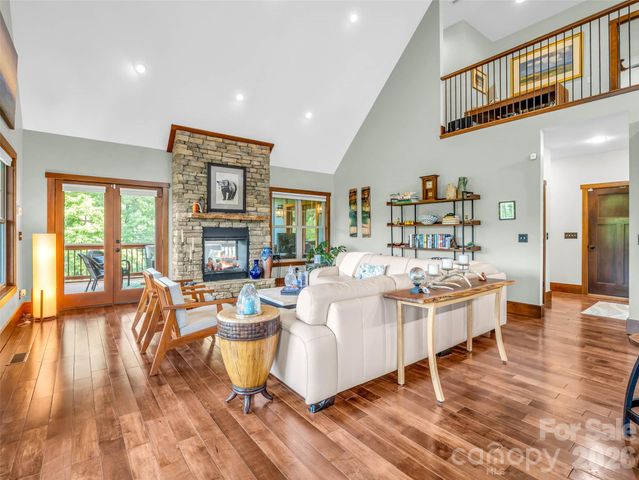 334 Willow Top Lane, Lake Lure, NC 28746