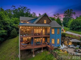 334 Willow Top Lane, Lake Lure, NC 28746