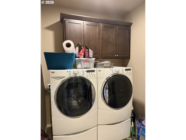 5298 SQUIRREL St, Springfield, OR 97478