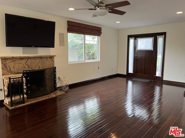 1019 Camino Real, Redondo Beach, CA 90277