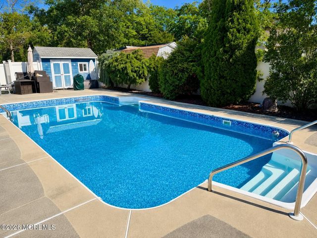 808 Clifton Street, Forked River, NJ 08731