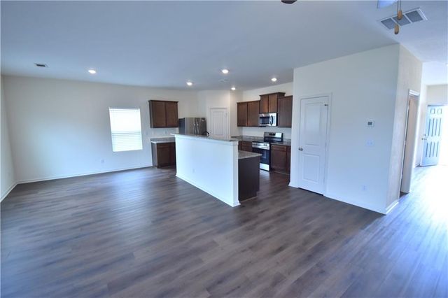 402 Merigold Way, Pendergrass, GA 30567