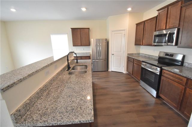 402 Merigold Way, Pendergrass, GA 30567