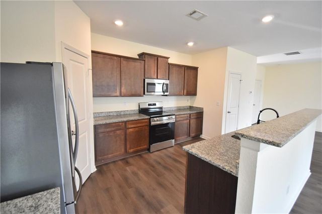 402 Merigold Way, Pendergrass, GA 30567