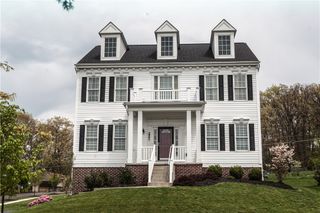 221 Strawberry Circle, Cranberry Twp, PA 16066