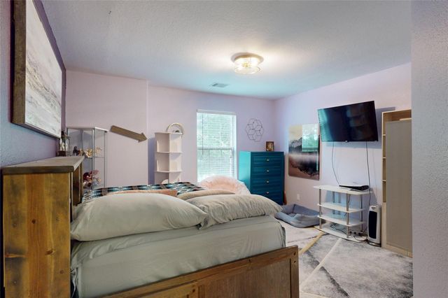 436 Old Orchard Court, Dickinson, TX 77539