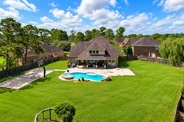 436 Old Orchard Court, Dickinson, TX 77539