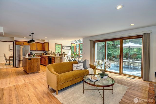 14520 186th Place NE, Woodinville, WA 98072