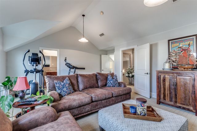 4623 W Amherst Avenue, Dallas, TX 75209